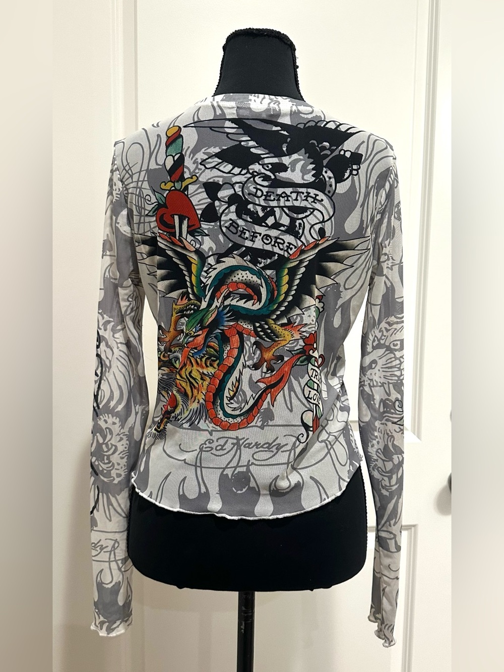 Ed Hardy Dragon Dagger White Mesh Long Sleeve Crop Top. Size L - Picture 4 of 11